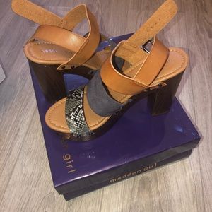 Madden Girl, Cogna Mul Sandals